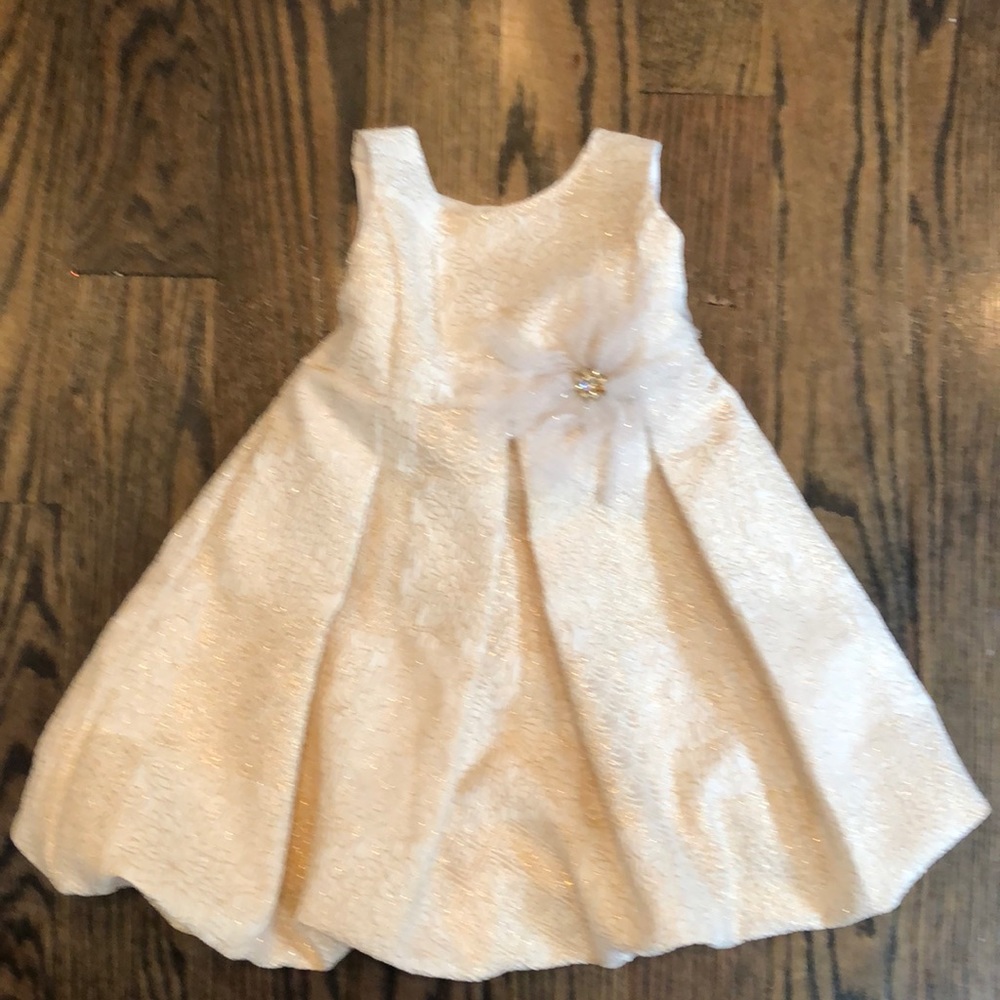Pippa and Julie gold sparkle dress size 2t